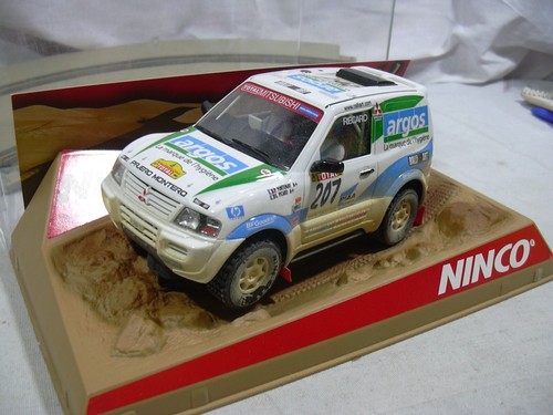 Slot cars ninco jeep - 1/32,