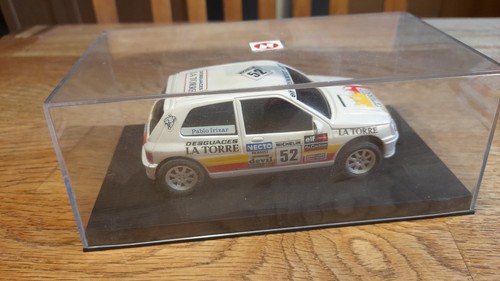 Ninco slotcar renault - 1:32,